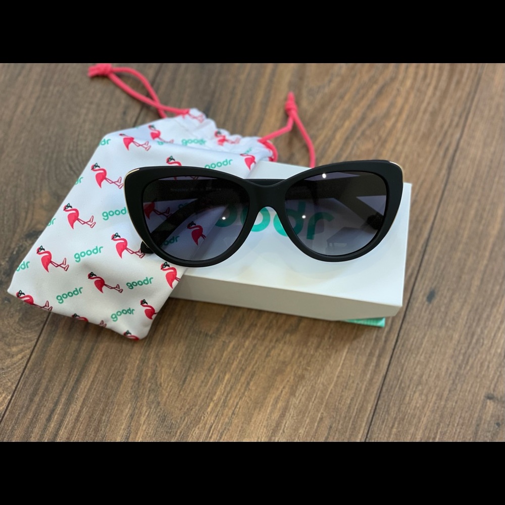 GOODR sunglasses. Black.
